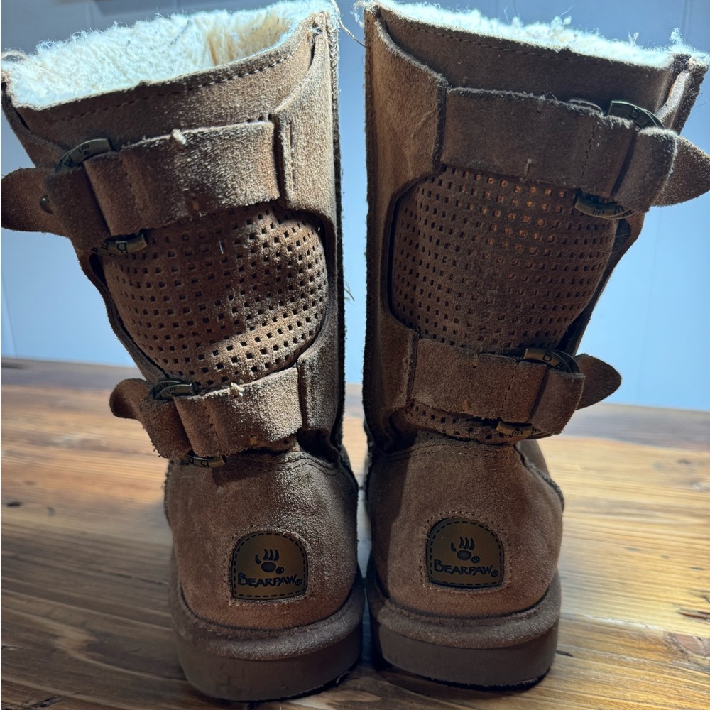 Bearpaw Womens Clara Suede Hickory Sheepskin Mid Height Cozy Winter Boots Size 8 - Picture 4 of 11